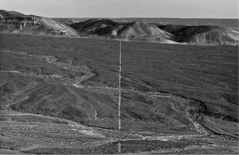 Richard Long, Walking a line in Peru (1972)